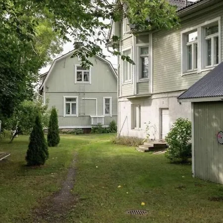 Cozy Self-Service Wooden Studio Near Aura River, Private Bath & Parking * Turku
